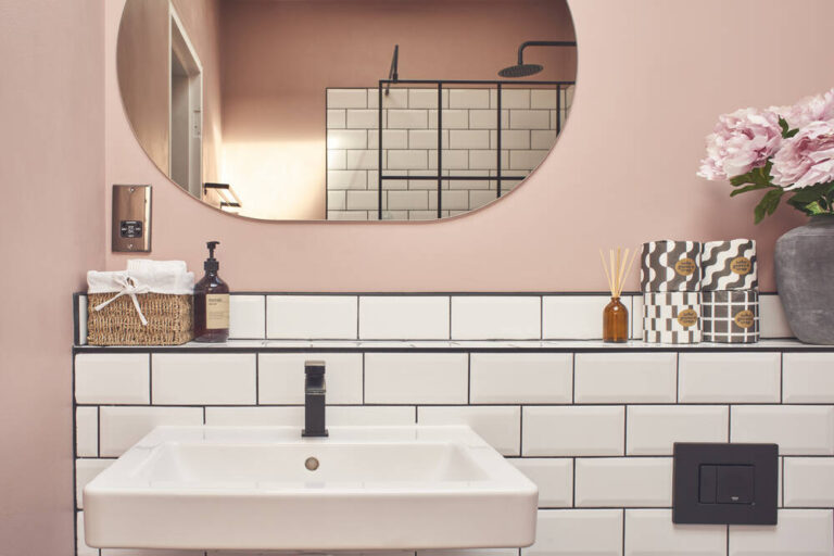 10 Space-Saving Ideas for a Small Bathroom | The Page