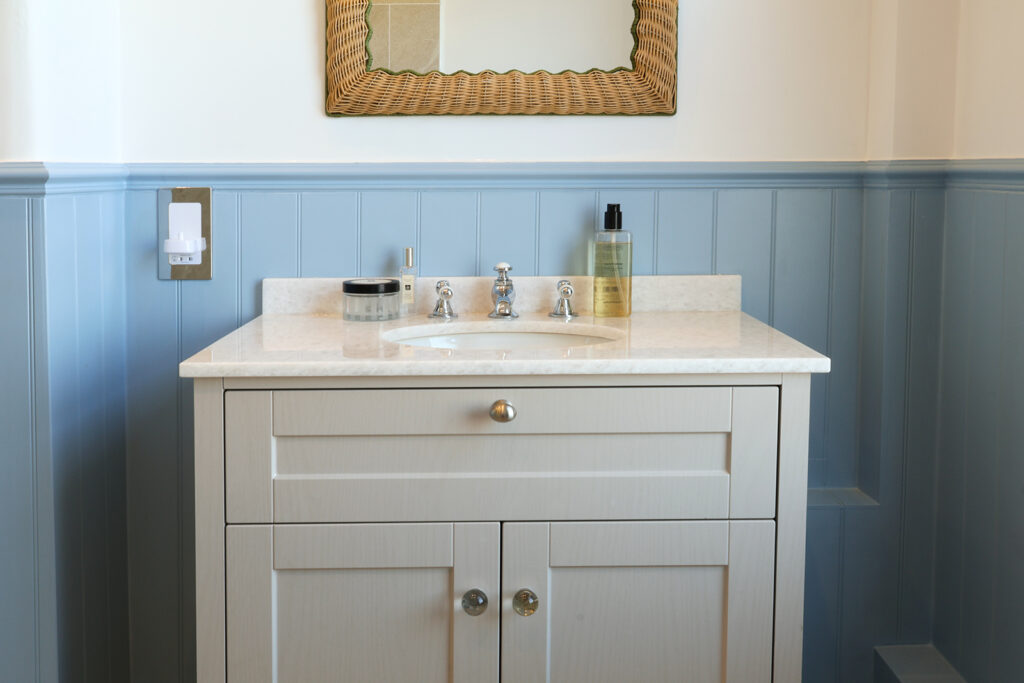 From drab to fab; Anzie's bathroom and en suite upgrade