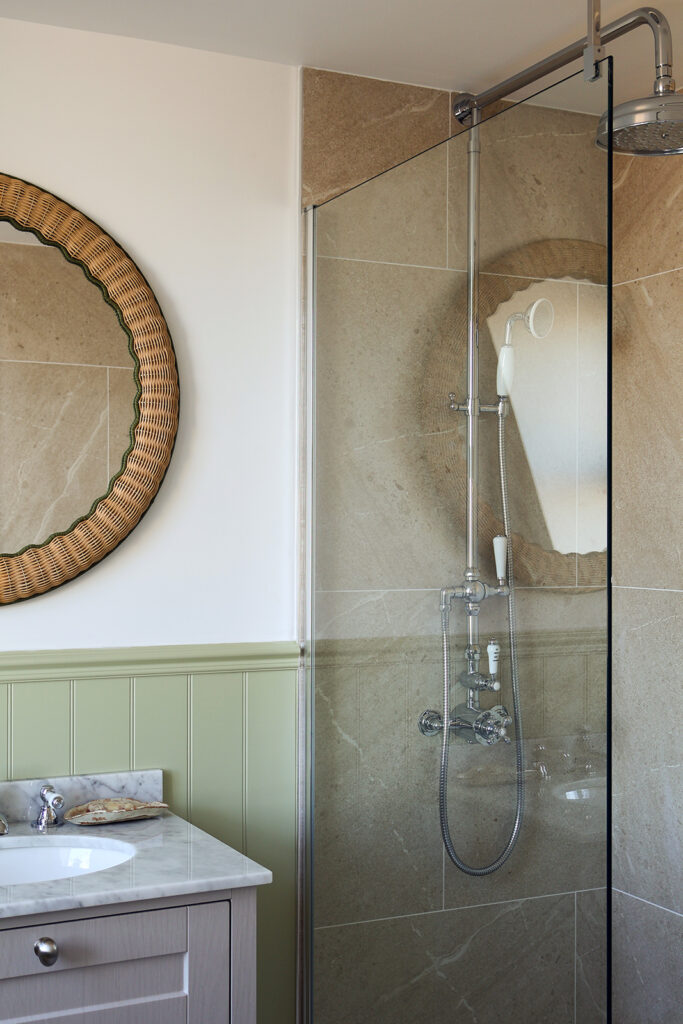 From drab to fab; Anzie's bathroom and en suite upgrade