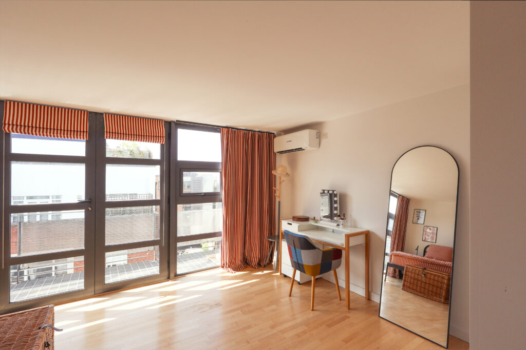 Internal refurbishment in Borough, SE1 - completed by Pager, Klodian