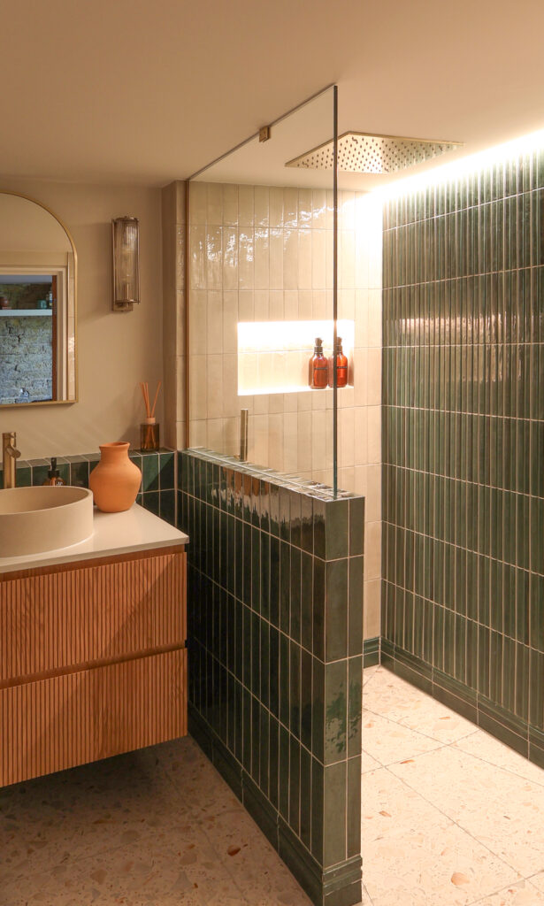 Bathroom renovation in Dalston, E8 - completed by Pager, Nick
