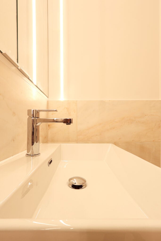 Bathroom renovation in Tower Bridge, SE1 - completed by Pager, Andrius