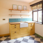 Laundry room in Kensal, NW10