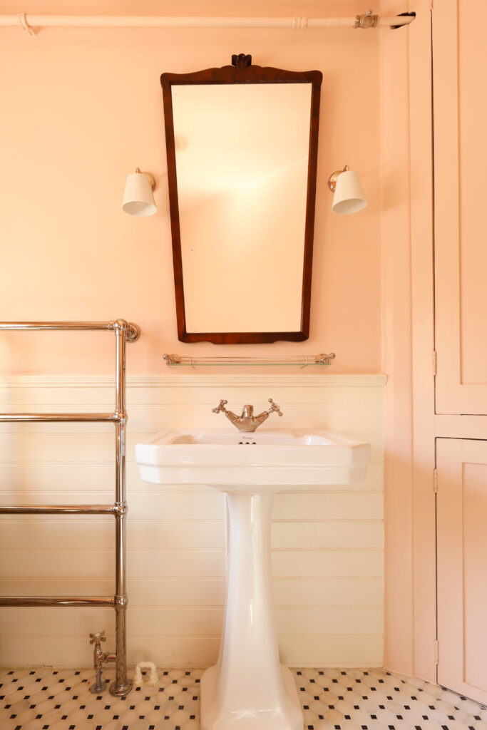 Bathroom renovation in Richmond, TW10 - completed by Pager, Beqo